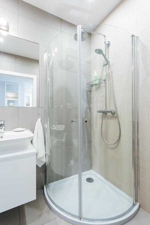 קרקוב Harmo Old Town With Spacious Sunny Terrace מראה חיצוני תמונה